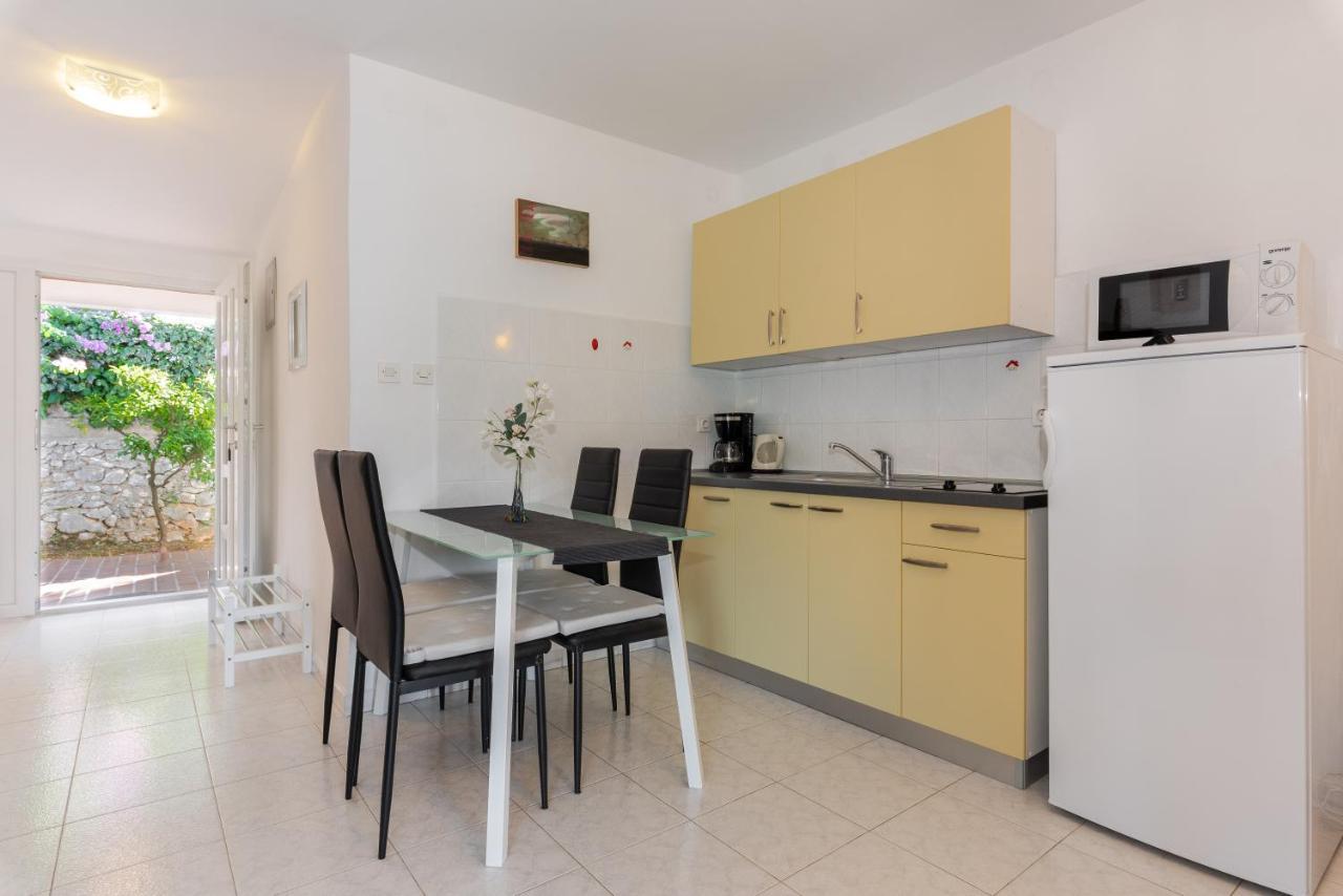 Apartments Kos Rabac Buitenkant foto