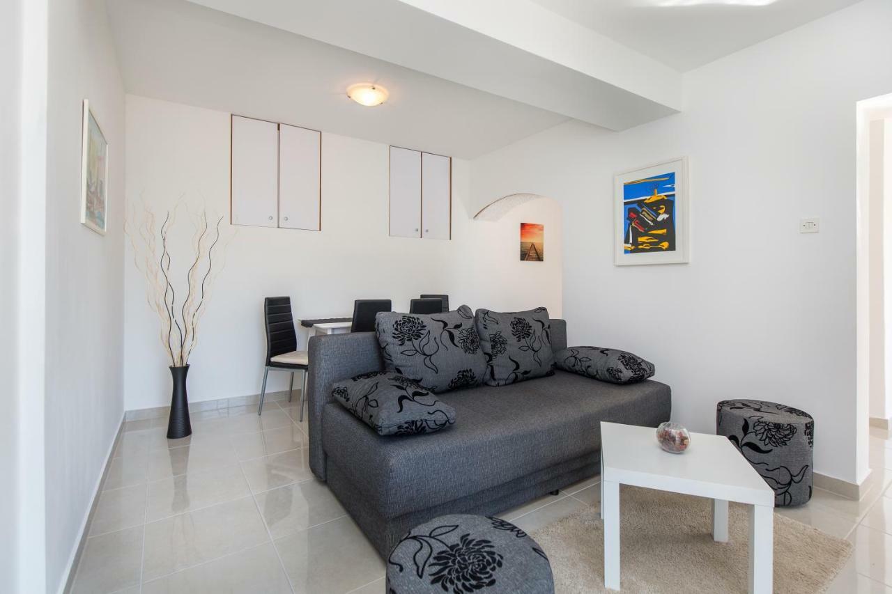 Apartments Kos Rabac Buitenkant foto